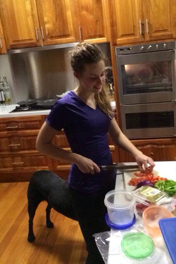 Foto Divertente: Donna Minotauro in cucina