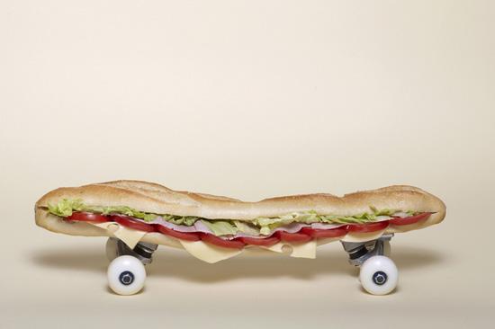 Foto Divertente: Tavolo da skate fatta con panino