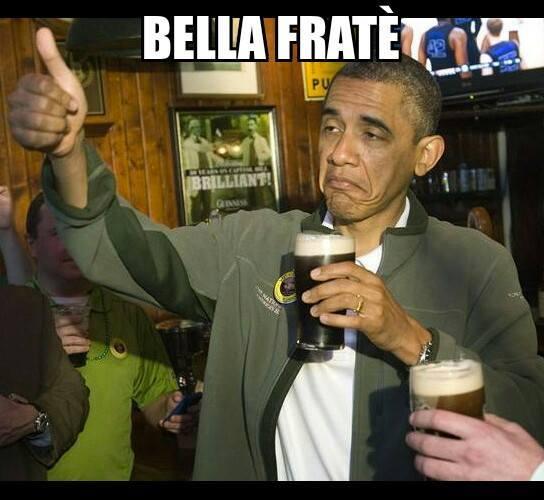 Foto Divertente: Obama con una birra in mano e gli occhi semichiusi