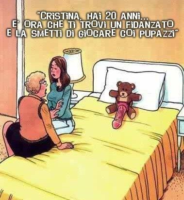 Ragazza con un orsacchiotto super dotato sul letto