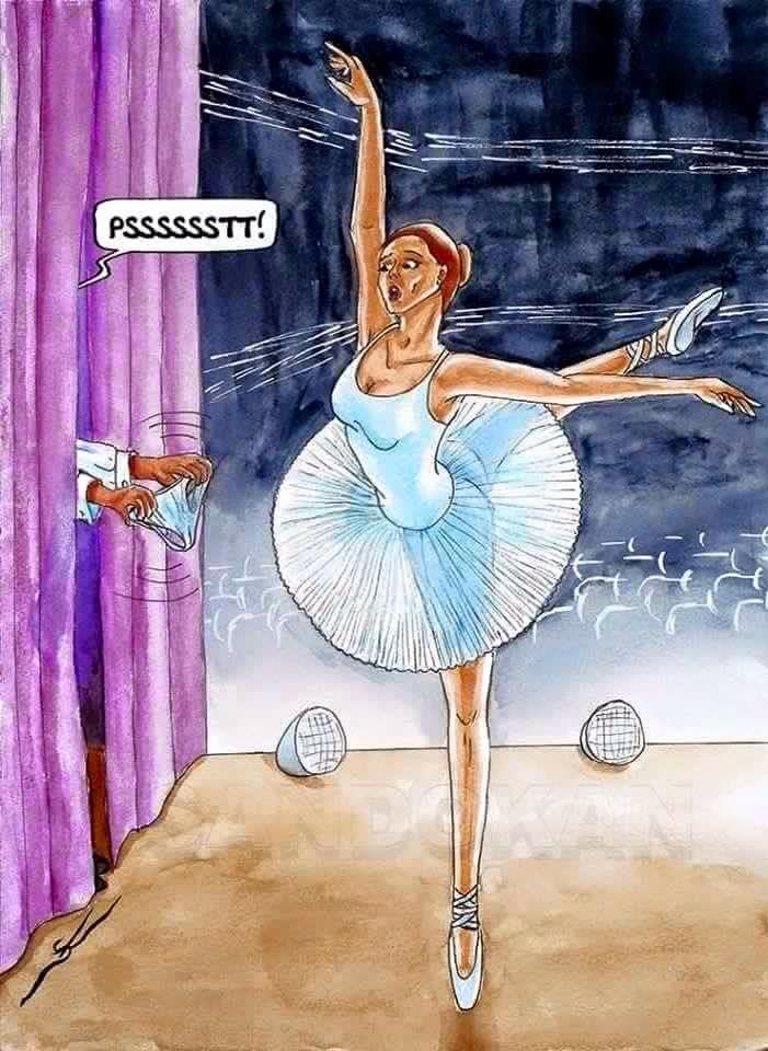 Foto Divertente: Ballerina che si è dimenticata le mutande