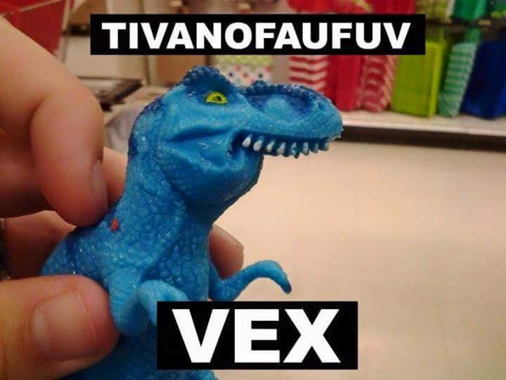 Foto Divertente: Dinosauro con mandibola storta