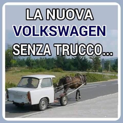 Macchina trasportata da un cavallo