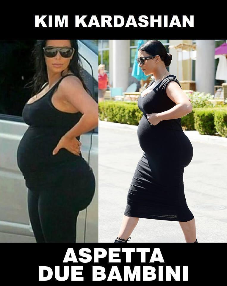 Donna con pancia e sedere sporgenti come se avesse due figli