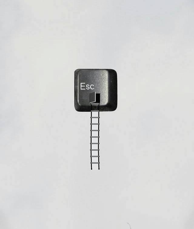 Tasto del computer "esc" con scala