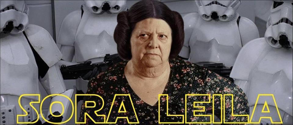 Sora Lella con parrucca nera