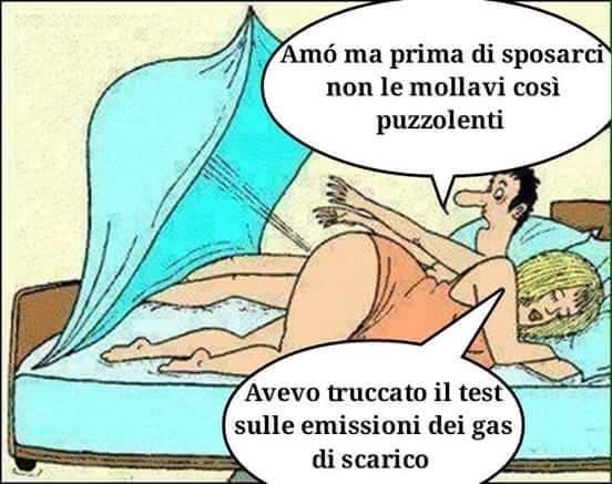 Foto Divertente: La moglie che emette aria puzzolente mentre dorme