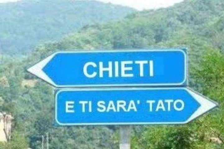 Foto Divertente: Indicazione per Chieti