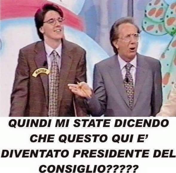 Mike alla ruota della fortuna con Renzi