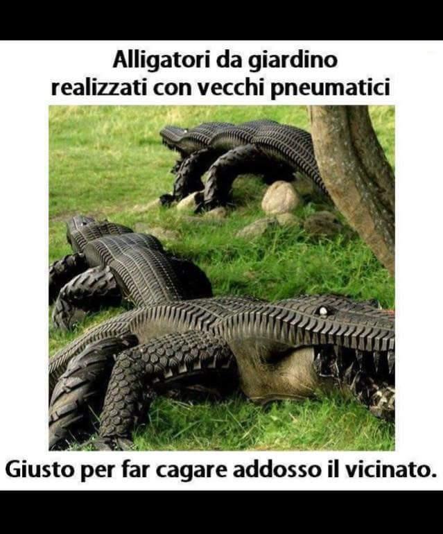 Coccodrilli in giardino fatti con pneumatici