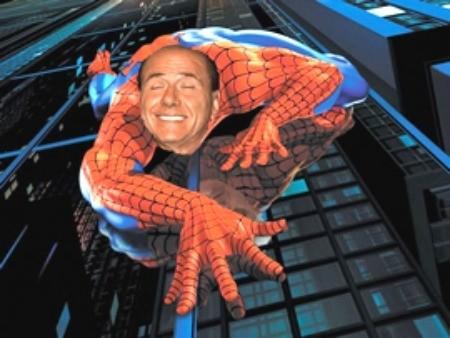 Foto Divertente: Berlusconi Spiderman