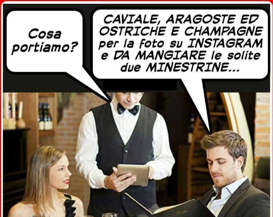 Fidanzati al ristorante ordinano per fare foto su Instagram