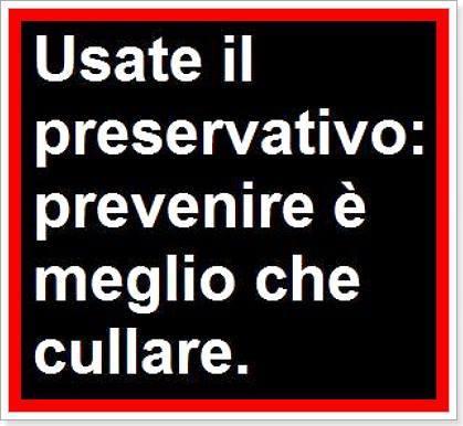 Foto Divertente: Usare il preservativo per non dover cullare