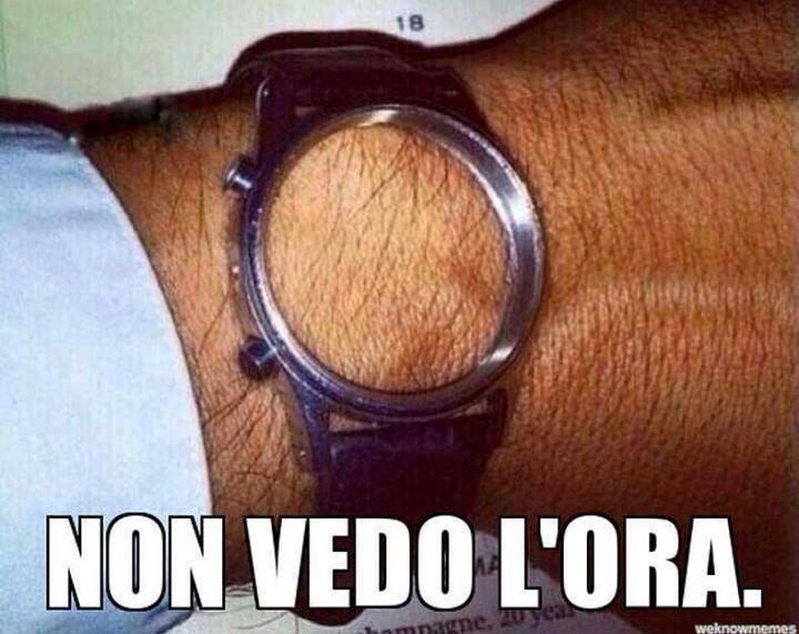 Foto Divertente: Orologio da polso vuoto