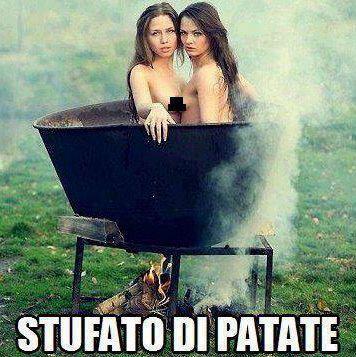 Foto Divertente: Due ragazze dentro alla pentola