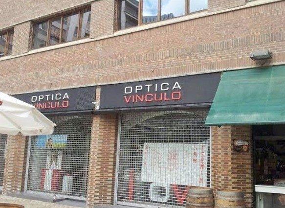 Cartello dell'ottico