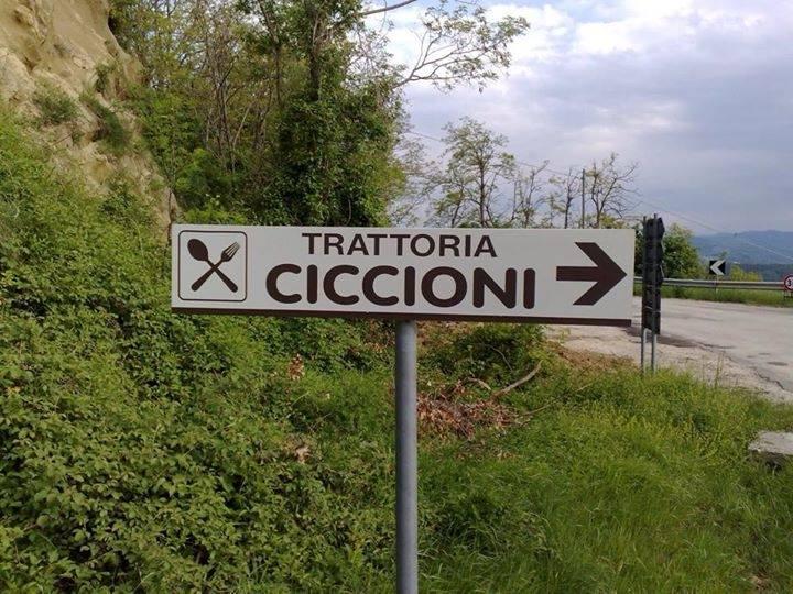 Cartello di una trattoria