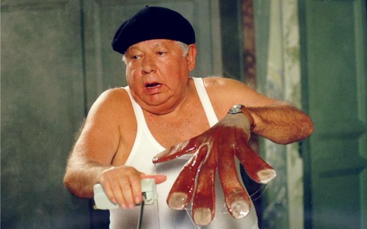 Foto Divertente: La mano di Fantozzi