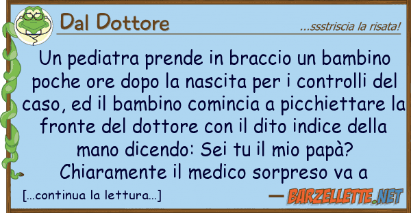 Dal Dottore pediatra prende braccio bambino