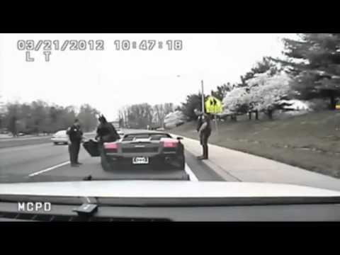 Lamborghini inseguita dalla polizia..ma chi è al volante?!