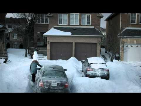 Se la neve e il ghiaccio ti stressano, odi il pupazzo di neve!
