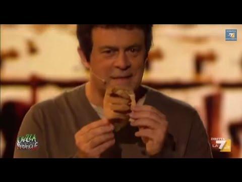 Crozza imita Banderas e le pipette fatto a mano!