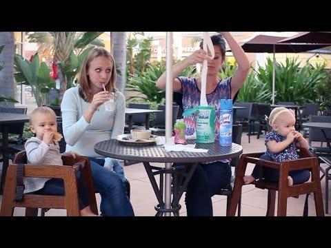 Due mamme a confronto..una rilassata l'altra ansiosa !