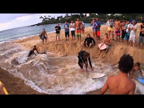 Creare onde finte per i surfisti..incredibile!