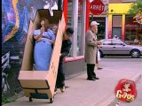 Raccolgono un braccio e guardate cosa succede!
